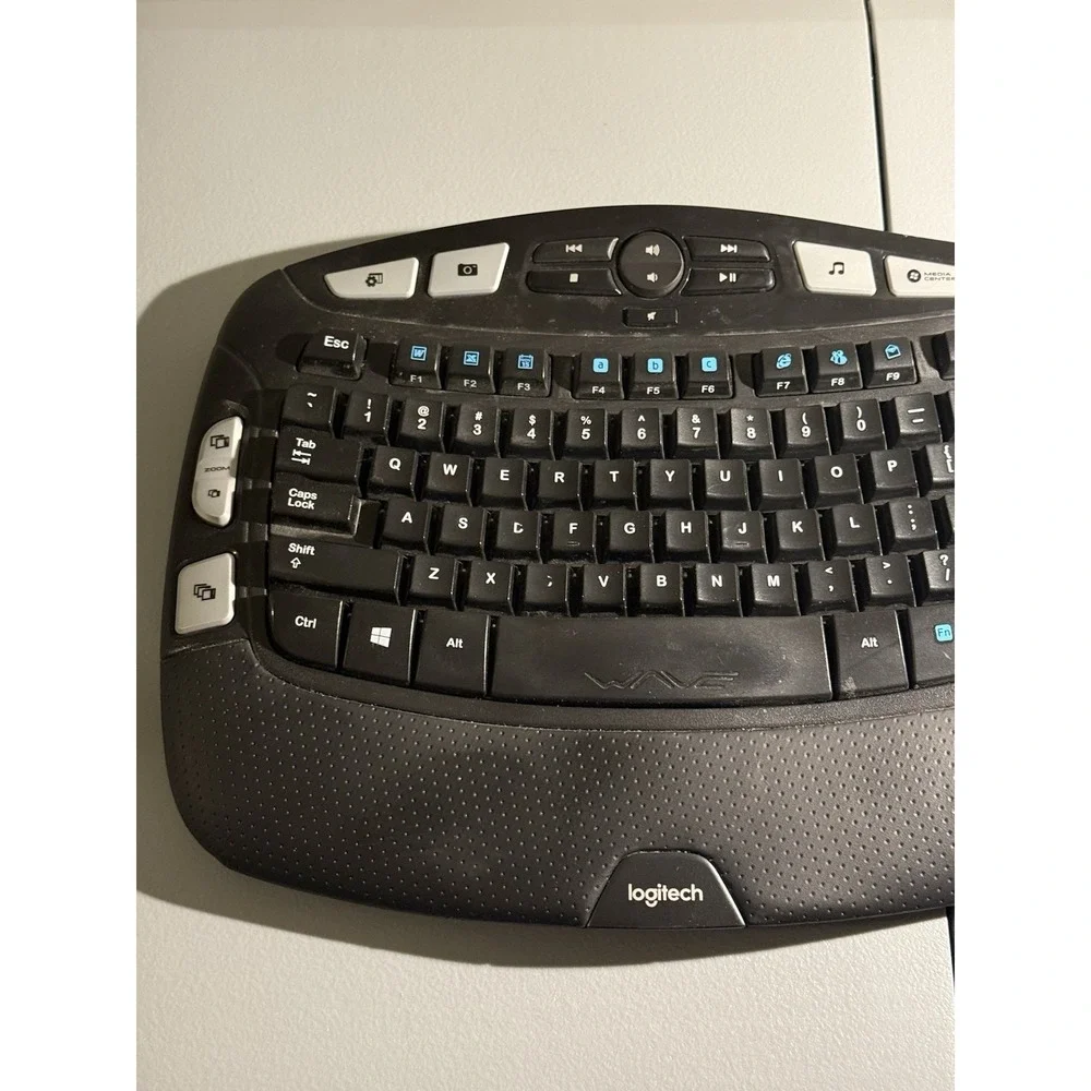 Logitech K350 Ergonomic Wireless Keyboard with Mouse (K350 / M310) Dongle Paired